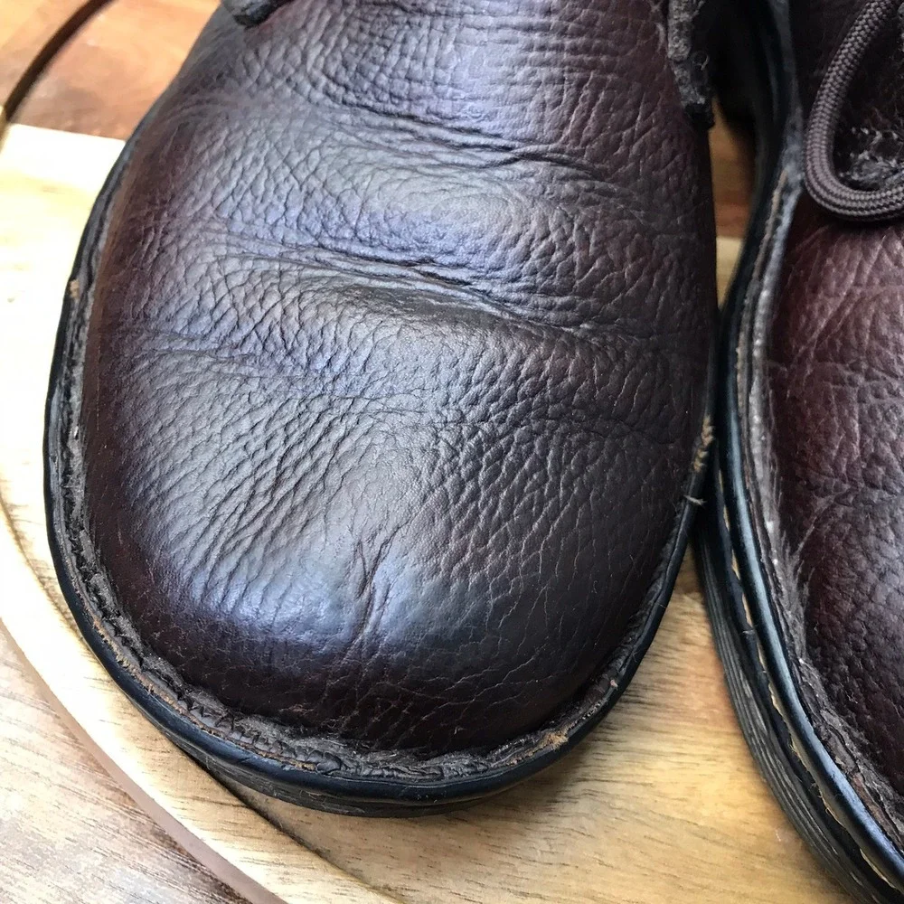 Dr. Martens Chukka Boots M 9 L 10 Brown Pebbled Leather AirWair Slip Resistant